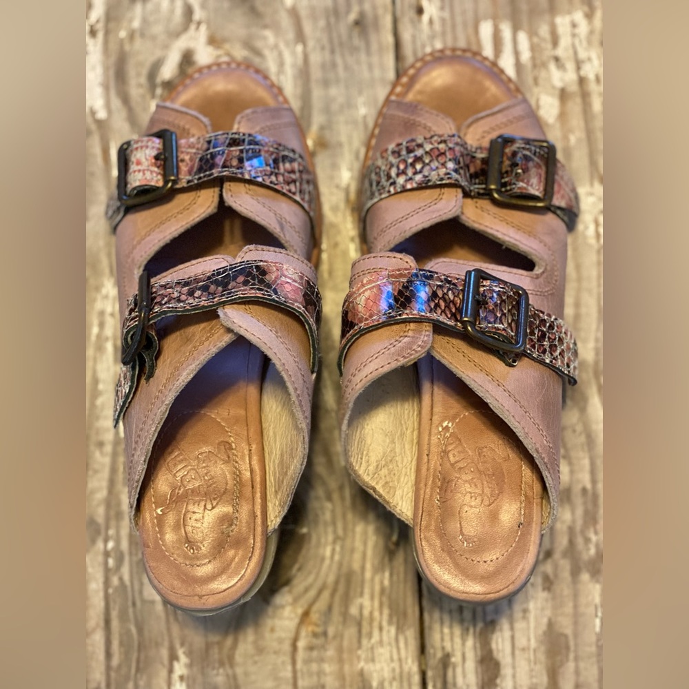 FreeBird Caprice clogs